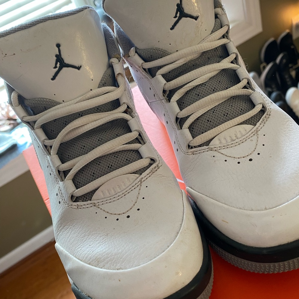 JORDAN’s - Picture 2 of 5